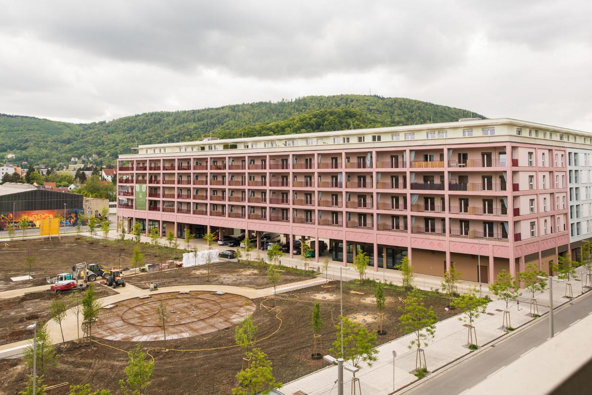 Muzeta Graz - Eco-Friendly Parkview Holiday Apartments In Graz'S Smart City Exterior photo
